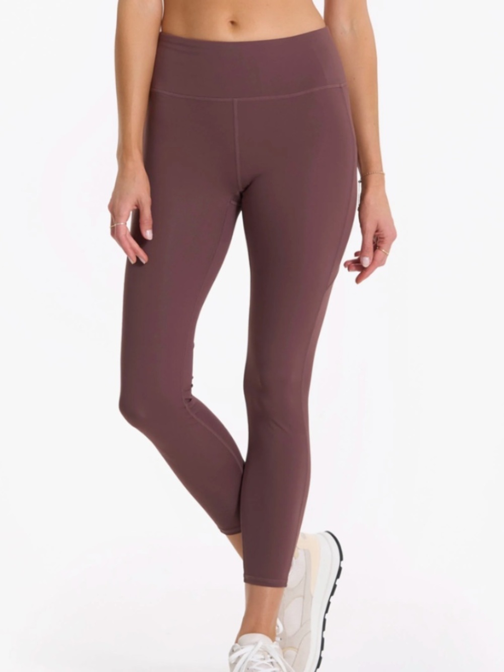Vuori Stride Leggings in Chestnut / Size Small